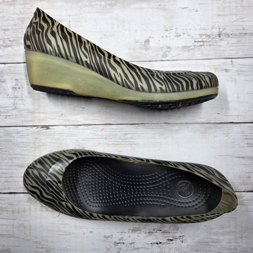 Crocs Cap Toe Wedge Zebra Animal Print Shoes Women 7 Black Tan Wedge Heel